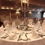 Castle Hotel