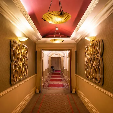 Castle マクルーム