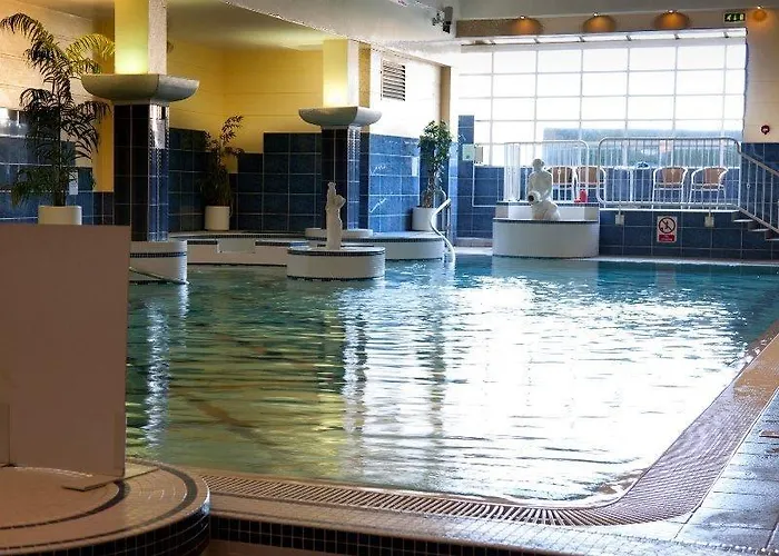 Hotel Castle Macroom