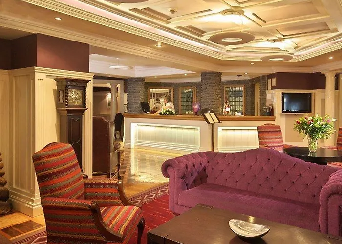 Hotel Castle Macroom